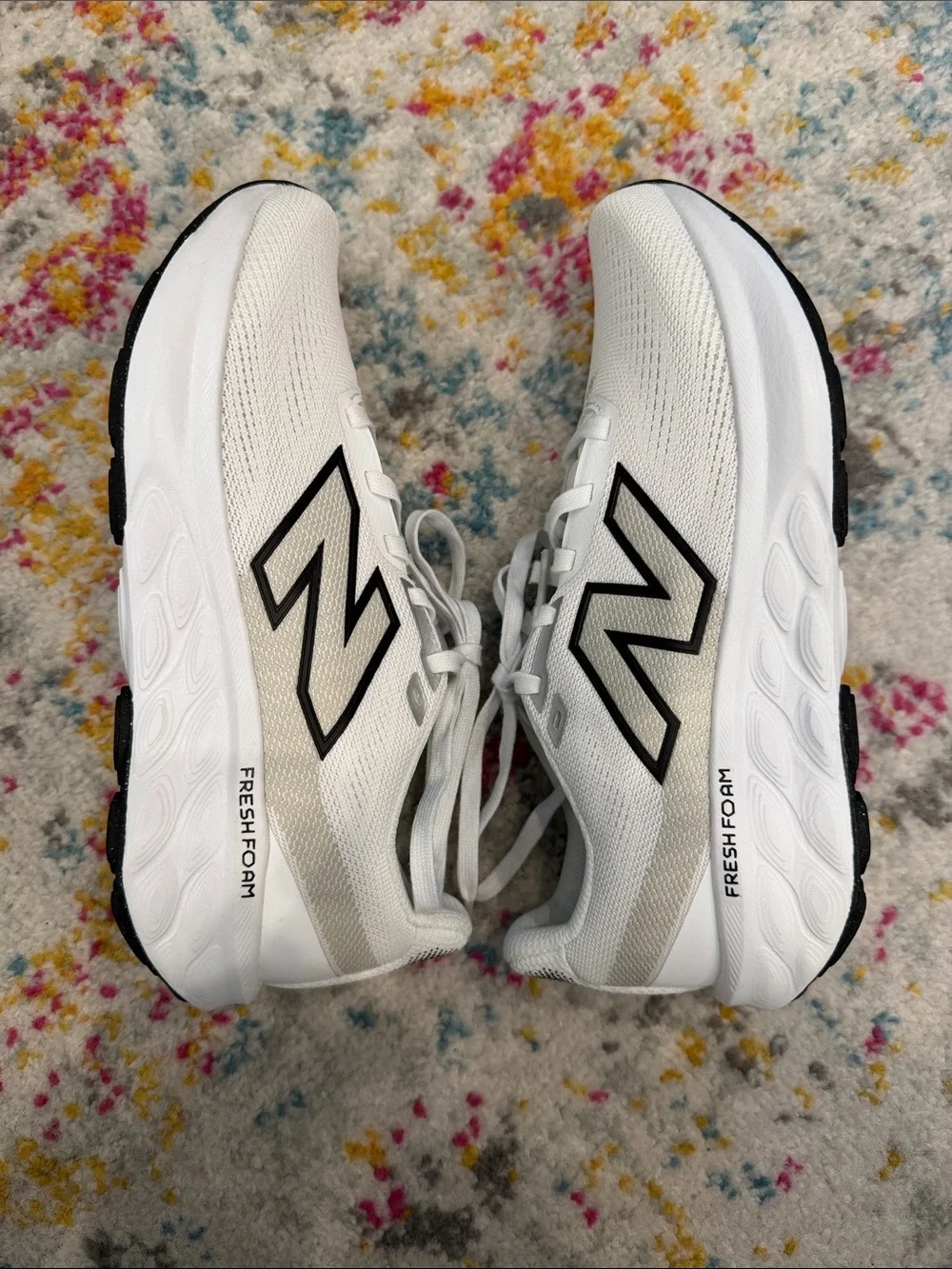 New Balance Fresh Foam 520 V9 Running Shoe - Picture 2 of 5